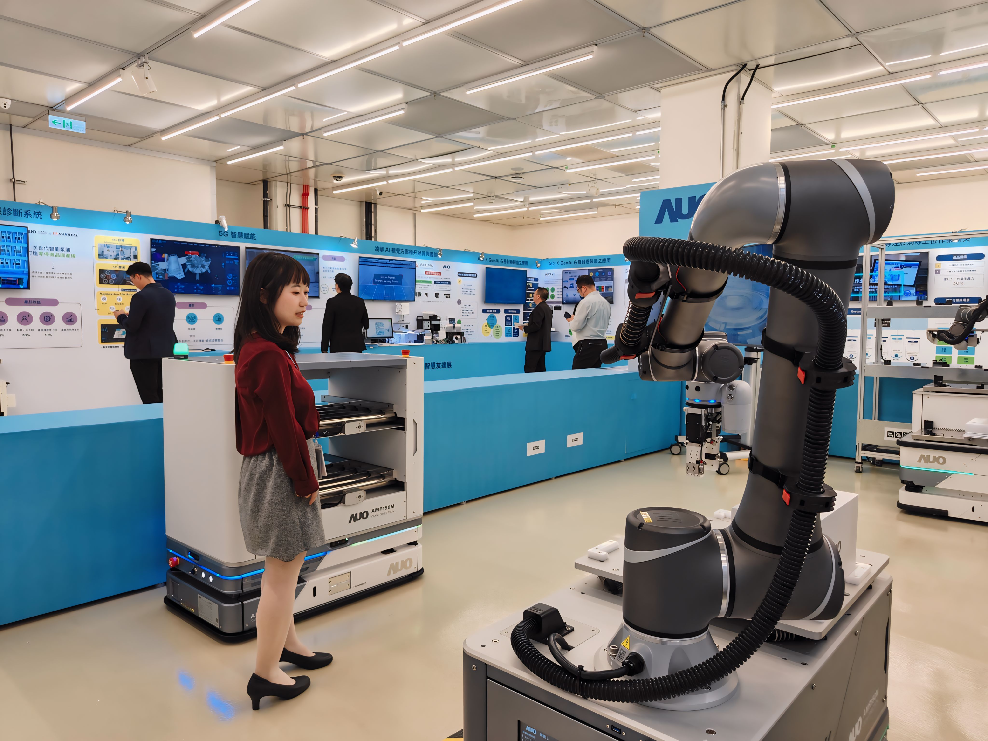 2024智能PT视讯(中国区)官网展邀集生态圈伙伴共同参展，从数字应用、净零减碳到能源发展，创造全方位永续商机，携手生态圈伙伴迈向永续未来