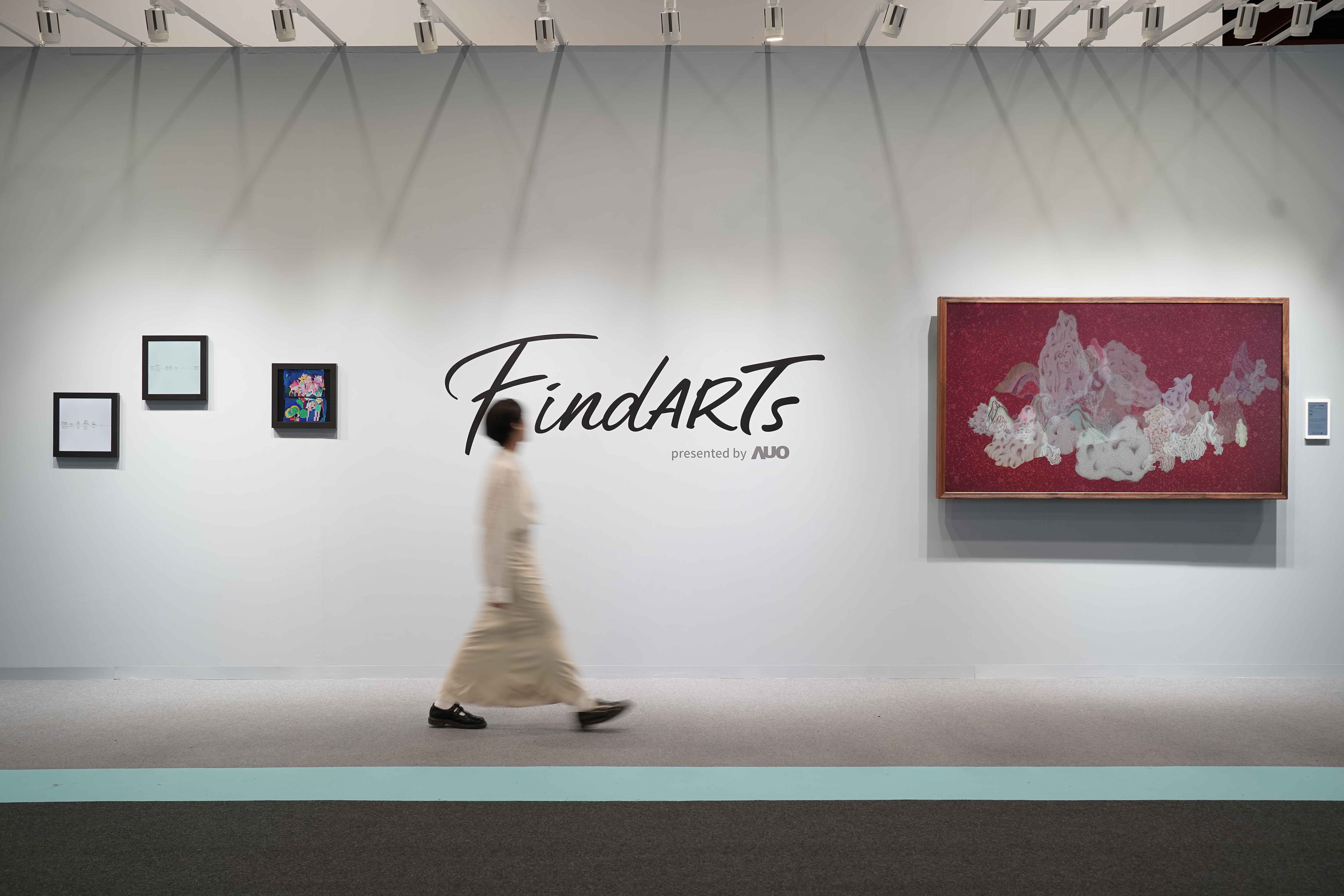 PT视讯(中国区)官网FindARTs致力推動數位藝術的多元解決方案，並極積探索科技與藝術的深度融合，將於ART TAIPEI 2024結合臺灣畫廊、生態圈及當代藝術家，將生成式藝術和NFT虛擬作品化作具體的實體呈現，揭開數位藝術領域的創新應用