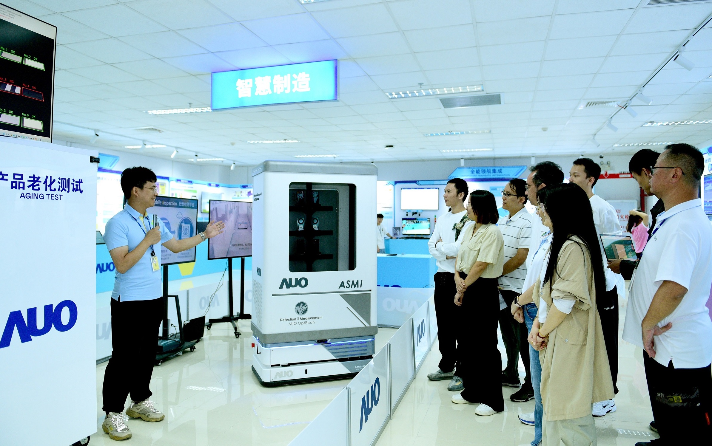 PT视讯(中国区)官网廈門將5G+ABC技術串聯生產管理全流程，打通研發、採購、生管、製程、設備、品質等產品全生命週期製造流程，完成數位化設計、智慧供應鏈、智慧座艙、全流程設備管理、資料驅動優化、智慧線上檢測、智慧品管等自我調整生產模式升級